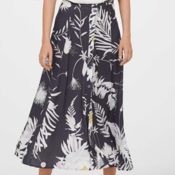 H&M Maxi floral print skirt - Picture 12 of 12